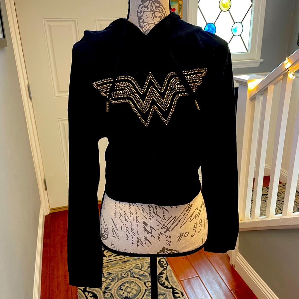 Serena Williams ELEVEN Wonder Woman sweatshirt